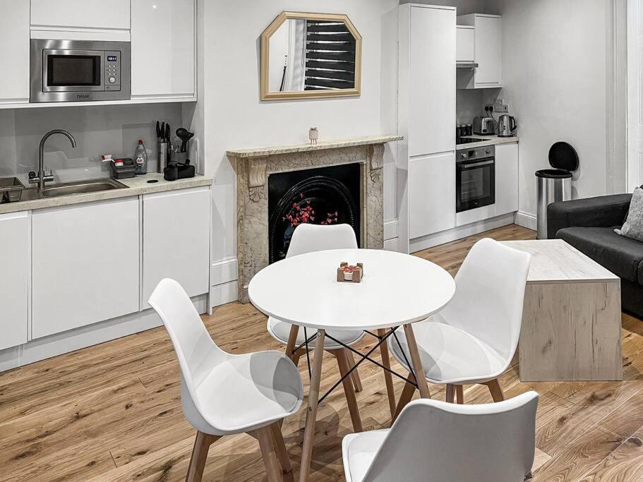Bright And Spacious 1-Bdr Flat W/ Free Parking Ридинг Экстерьер фото